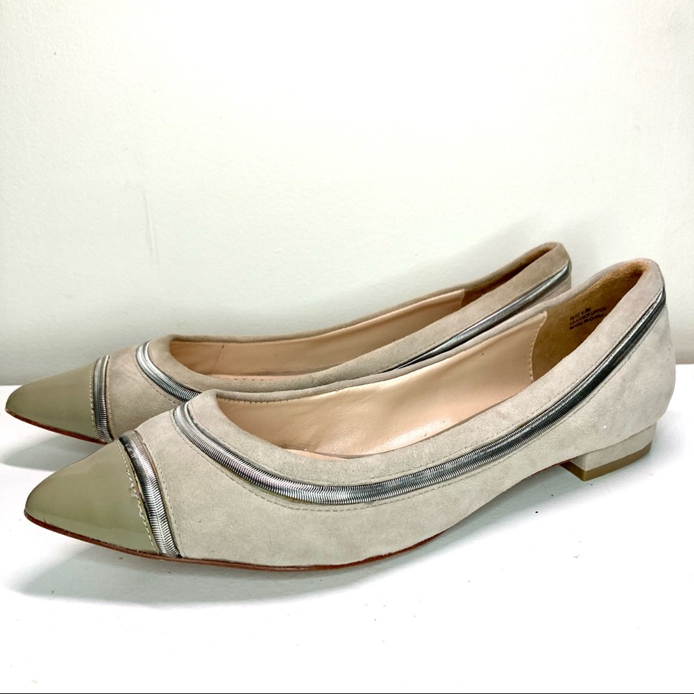 Suede leather flats with metal accent